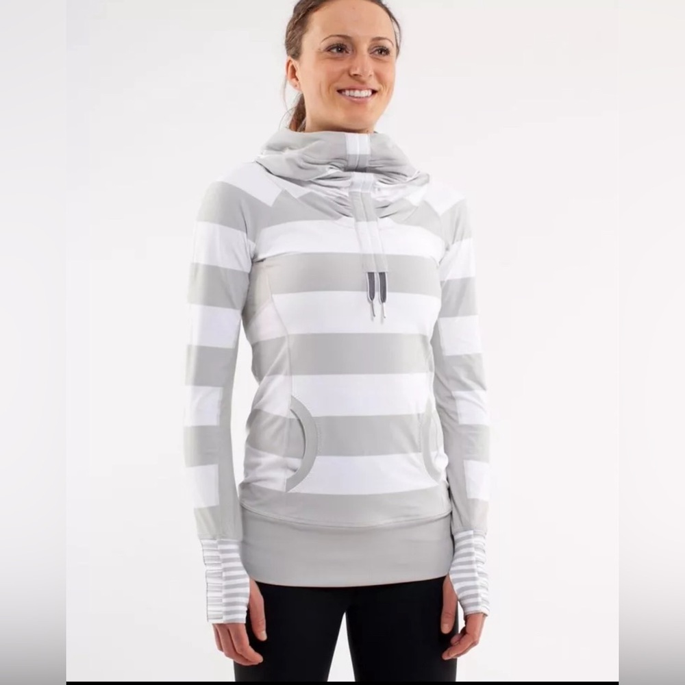 Lululemon Run: Stay On Course Pullover large jacket